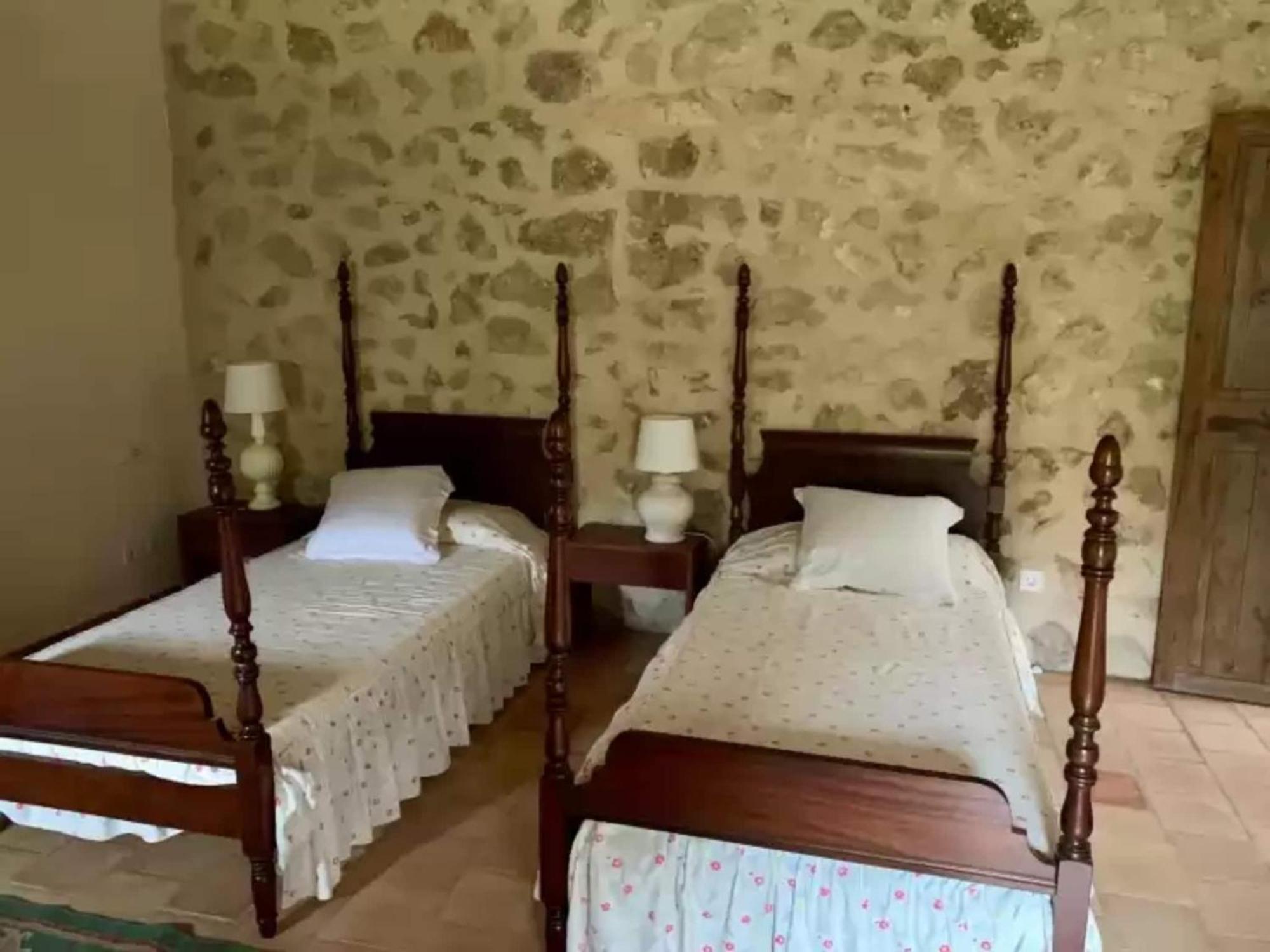 Chalet Spectacular With Pool Costitx (Mallorca)